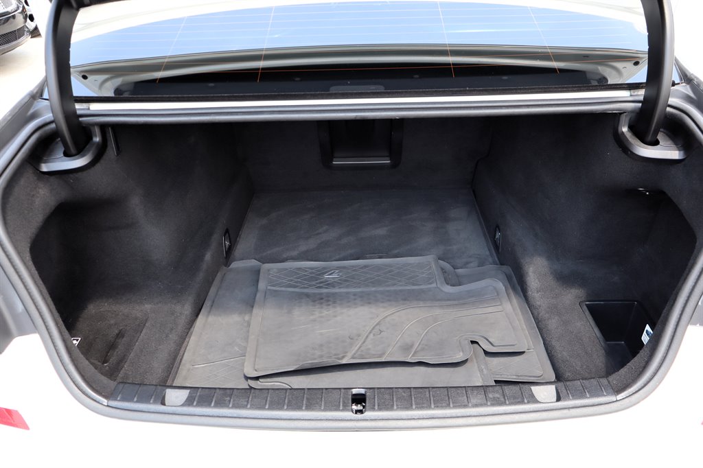 2016 BMW 750i - $17,995