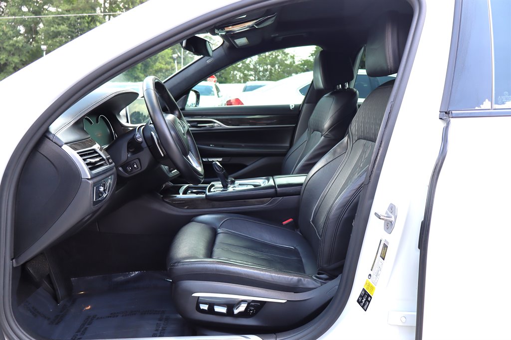 2016 BMW 750i - $17,995