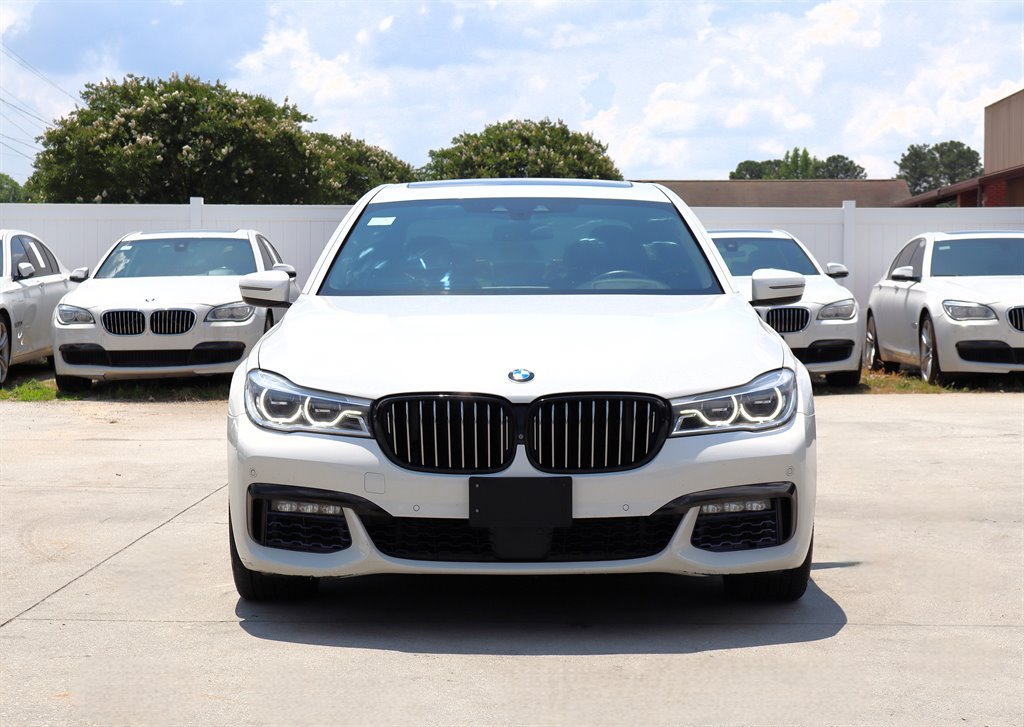 2016 BMW 750i - $17,995