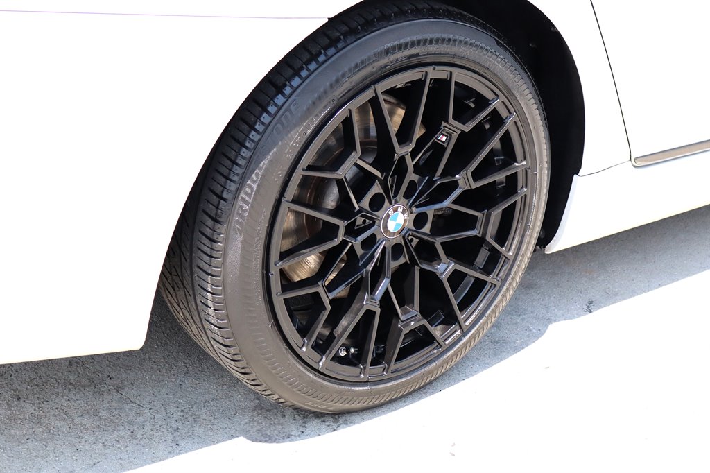 2016 BMW 750i - $17,995