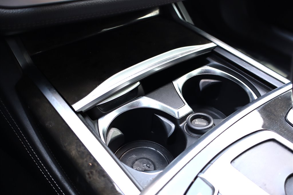 2016 BMW 750i - $17,995
