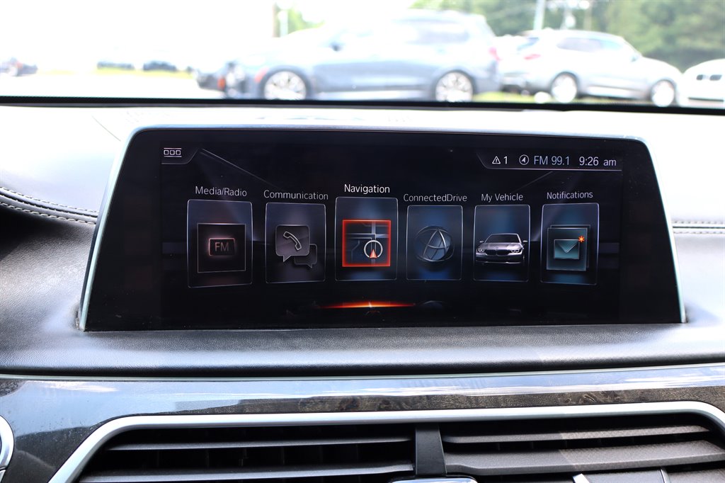 2016 BMW 750i - $17,995