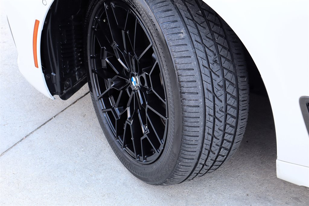 2016 BMW 750i - $17,995