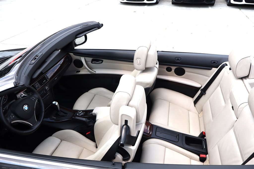 2011 BMW 3 Series - $12,995