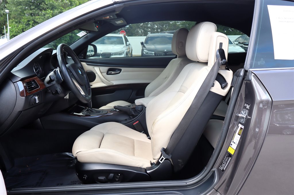 2011 BMW 3 Series - $12,995