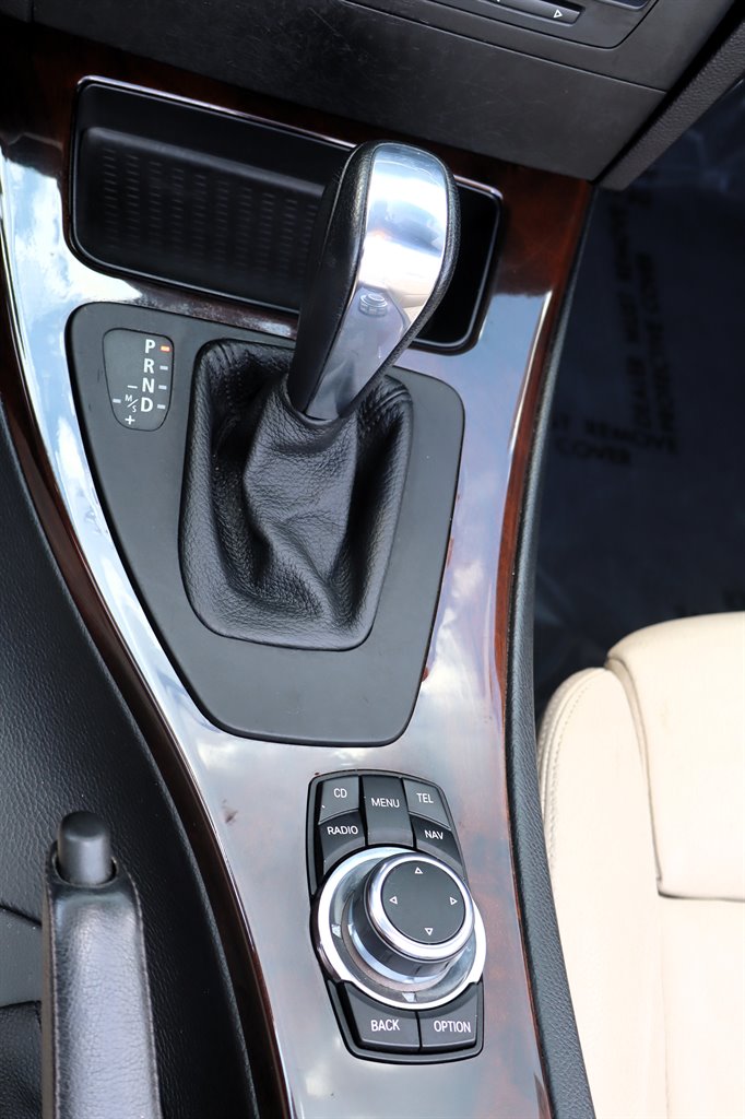 2011 BMW 3 Series - $12,995