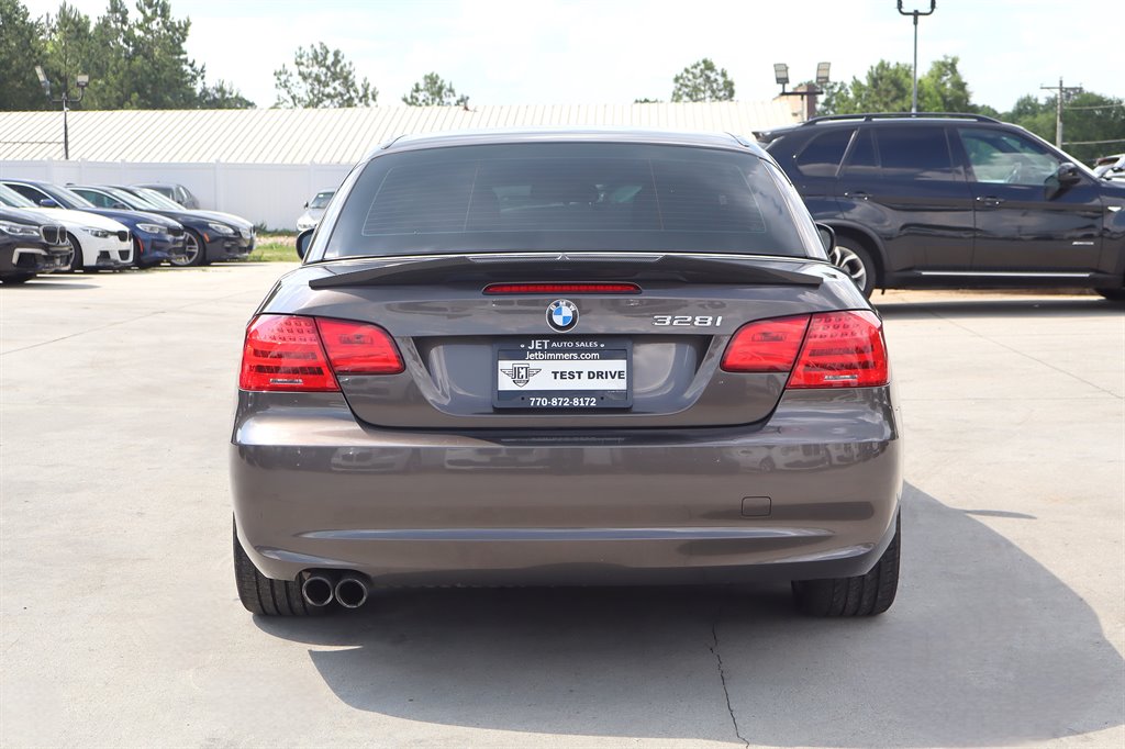 2011 BMW 3 Series - $12,995