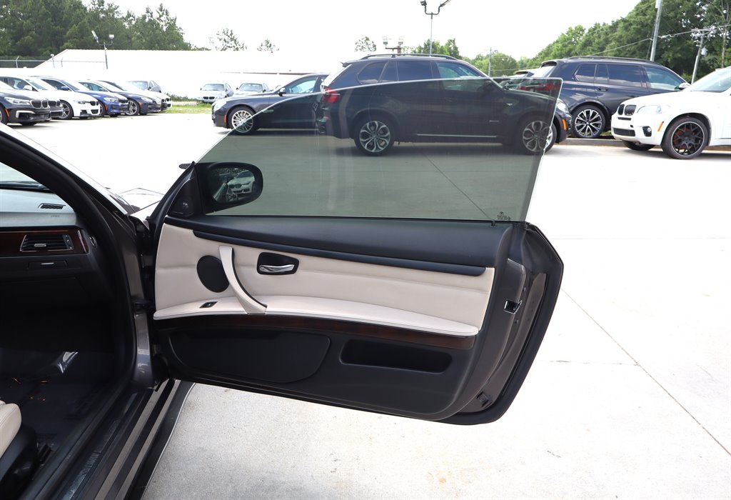 2011 BMW 3 Series - $12,995
