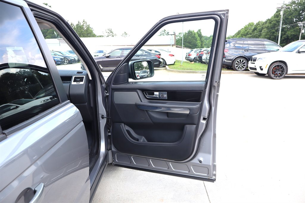 2012 Land Rover Range Rover Sport - $16,995