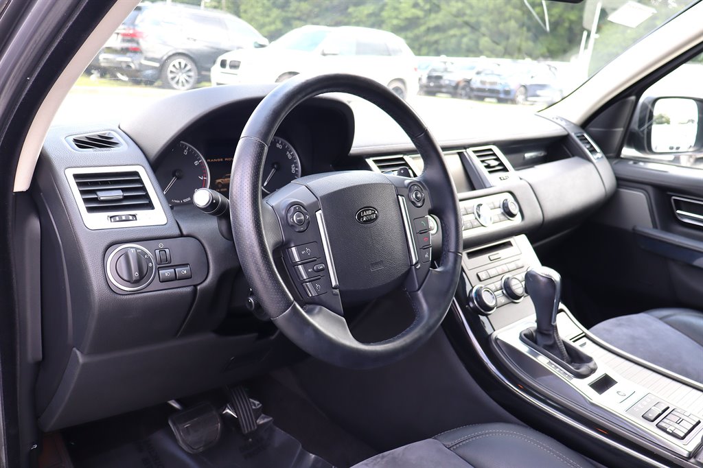 2012 Land Rover Range Rover Sport - $16,995