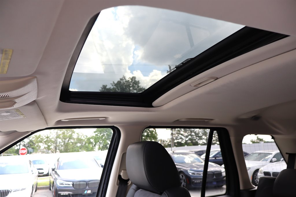 2012 Land Rover Range Rover Sport - $16,995