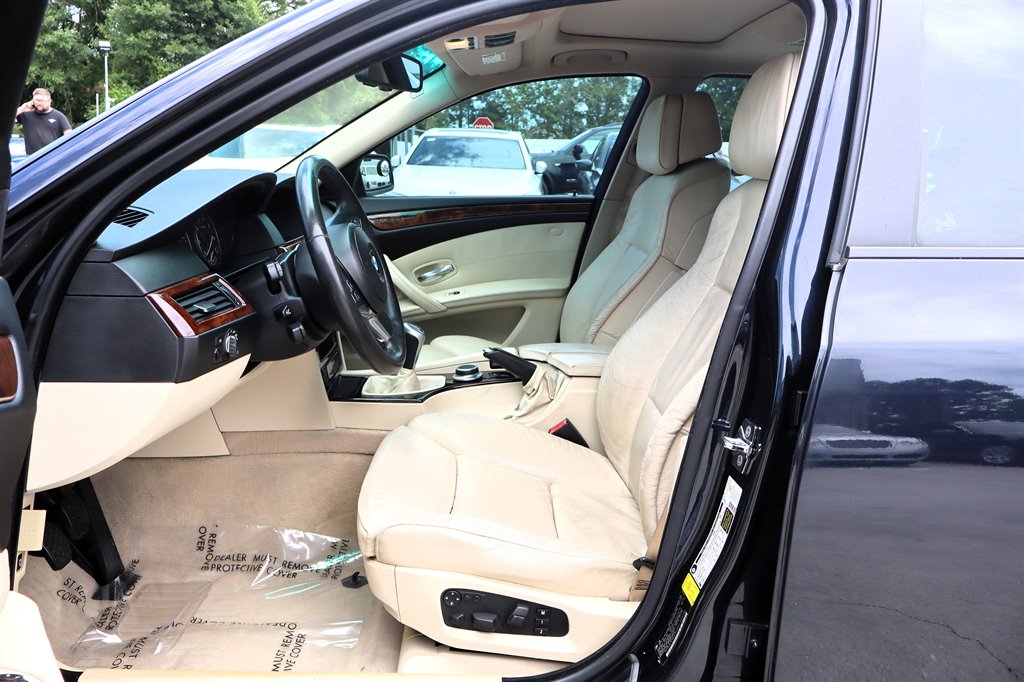 2008 BMW 550i - $11,995