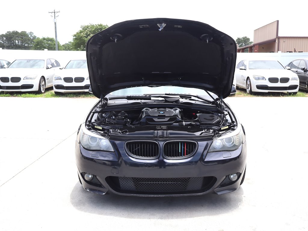 2008 BMW 550i - $11,995