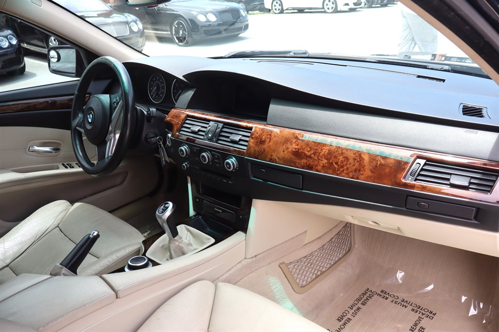 2008 BMW 550i - $11,995
