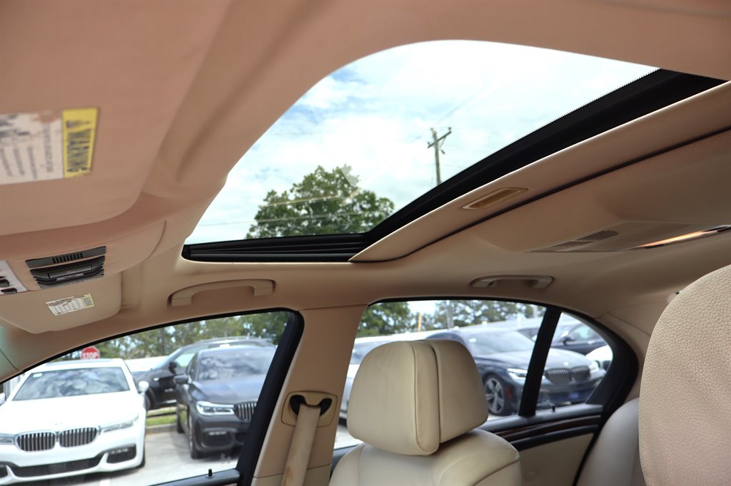2008 BMW 550i - $11,995