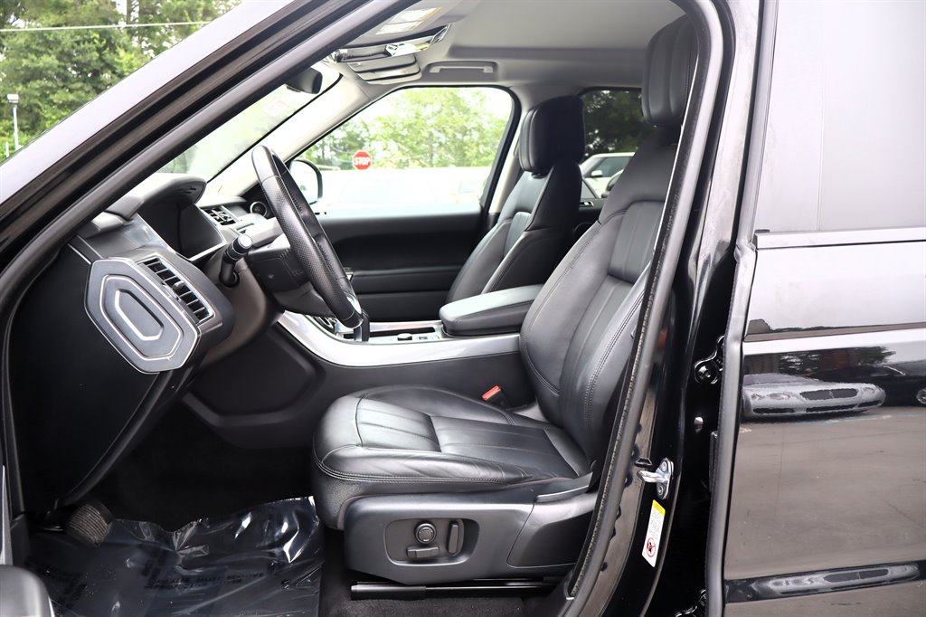 2018 Land Rover Range Rover Sport - $24,995
