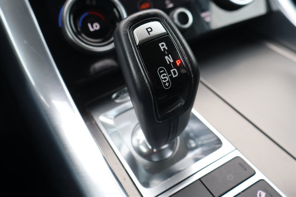2018 Land Rover Range Rover Sport - $24,995