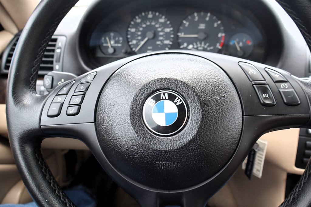 2000 BMW 3 Series - $8,995