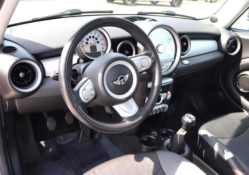2008 MINI Clubman - $7,995