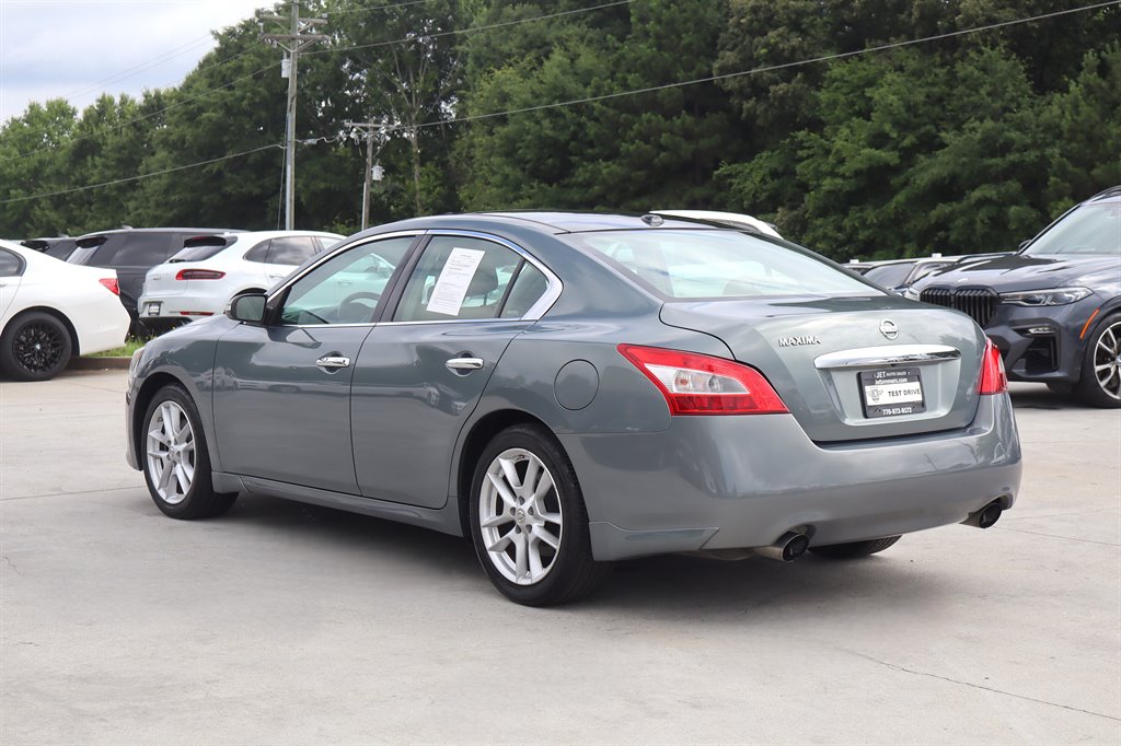 2009 Nissan Maxima - $7,995