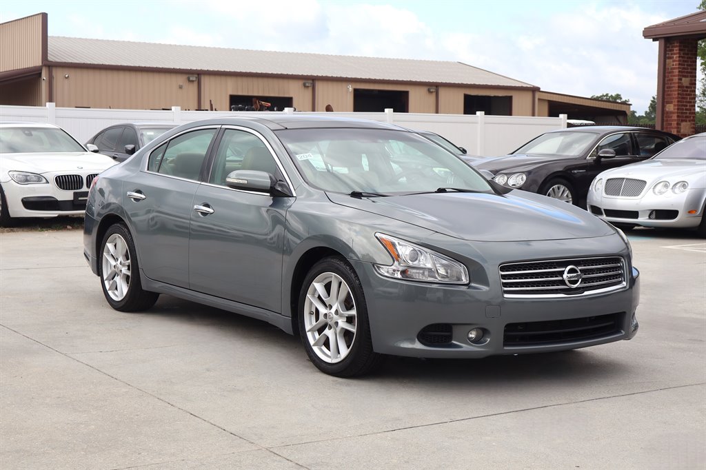2009 Nissan Maxima - $7,995