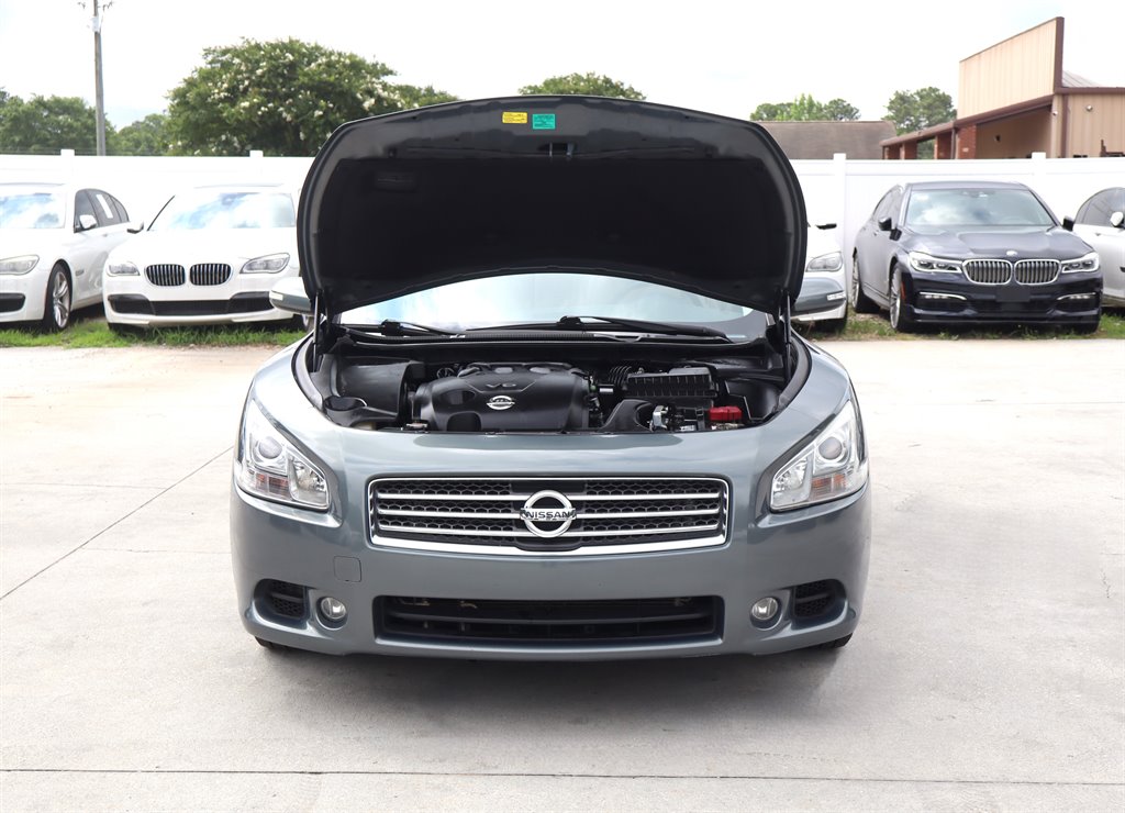 2009 Nissan Maxima - $7,995