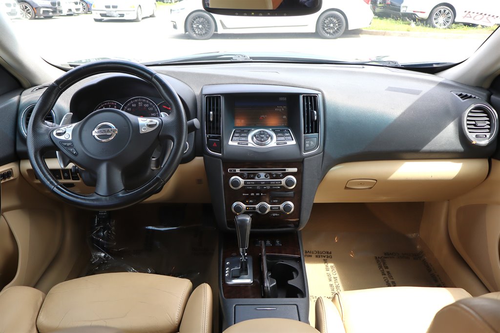 2009 Nissan Maxima - $7,995