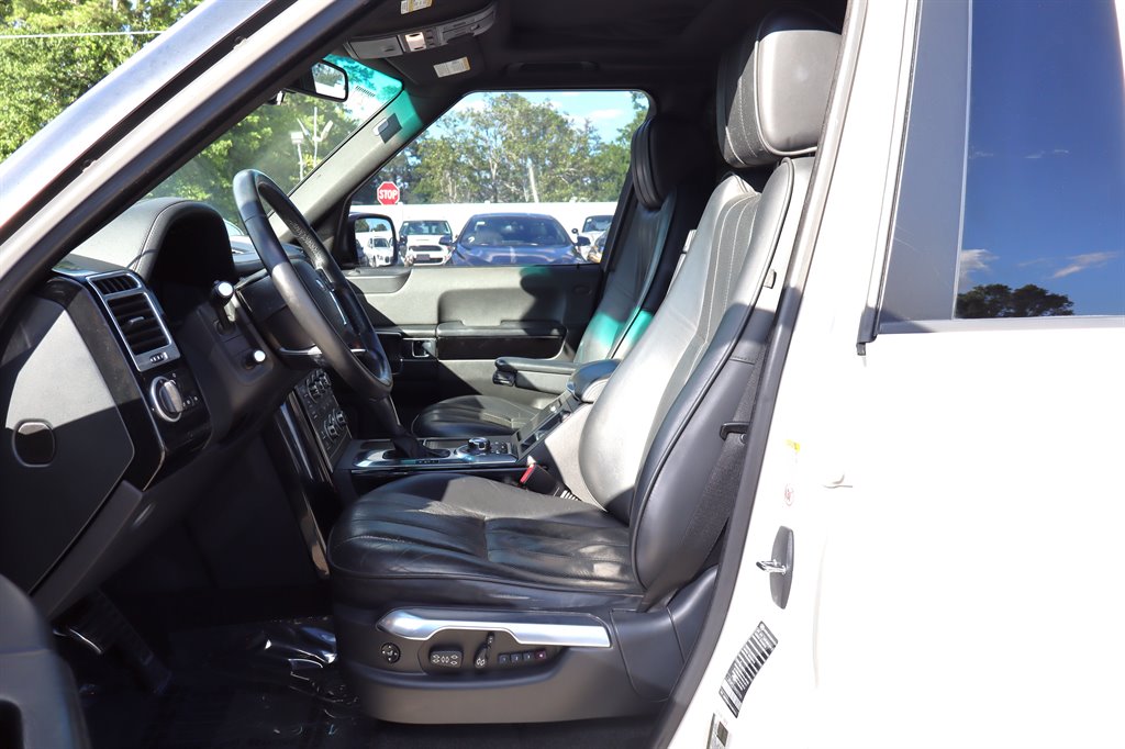 2010 Land Rover Range Rover - $10,995