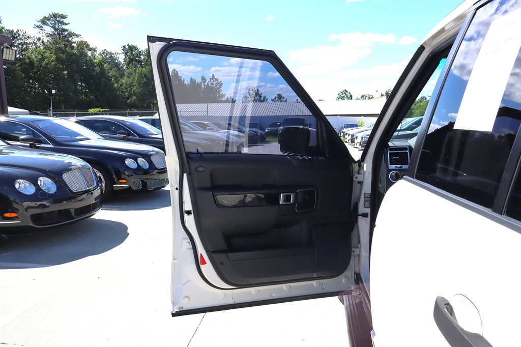 2010 Land Rover Range Rover - $10,995