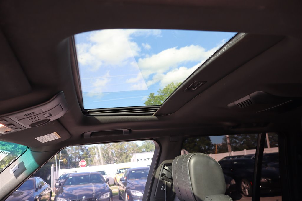 2010 Land Rover Range Rover - $10,995