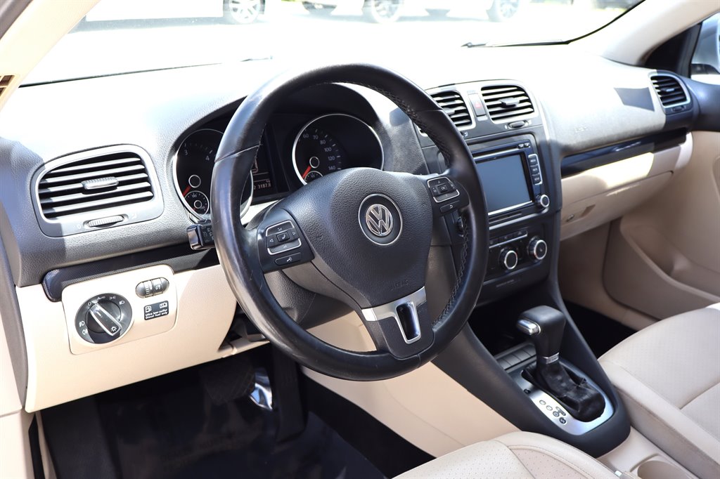 2011 Volkswagen Jetta - $6,995