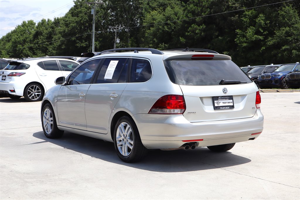 2011 Volkswagen Jetta - $6,995