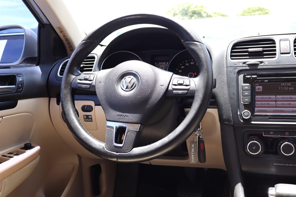 2011 Volkswagen Jetta - $6,995