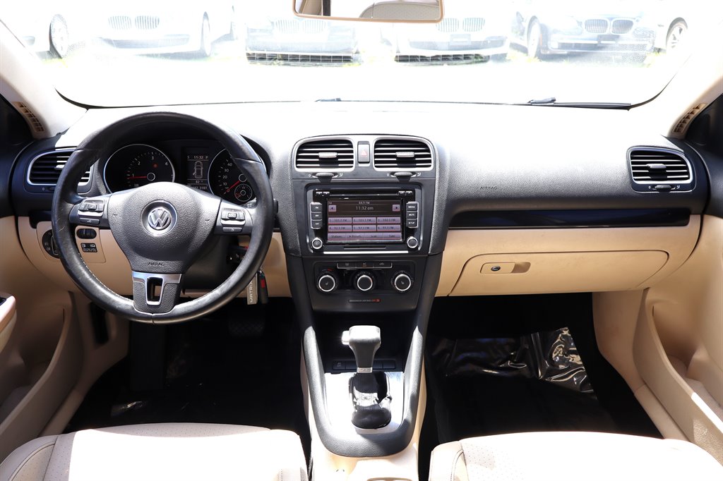 2011 Volkswagen Jetta - $6,995
