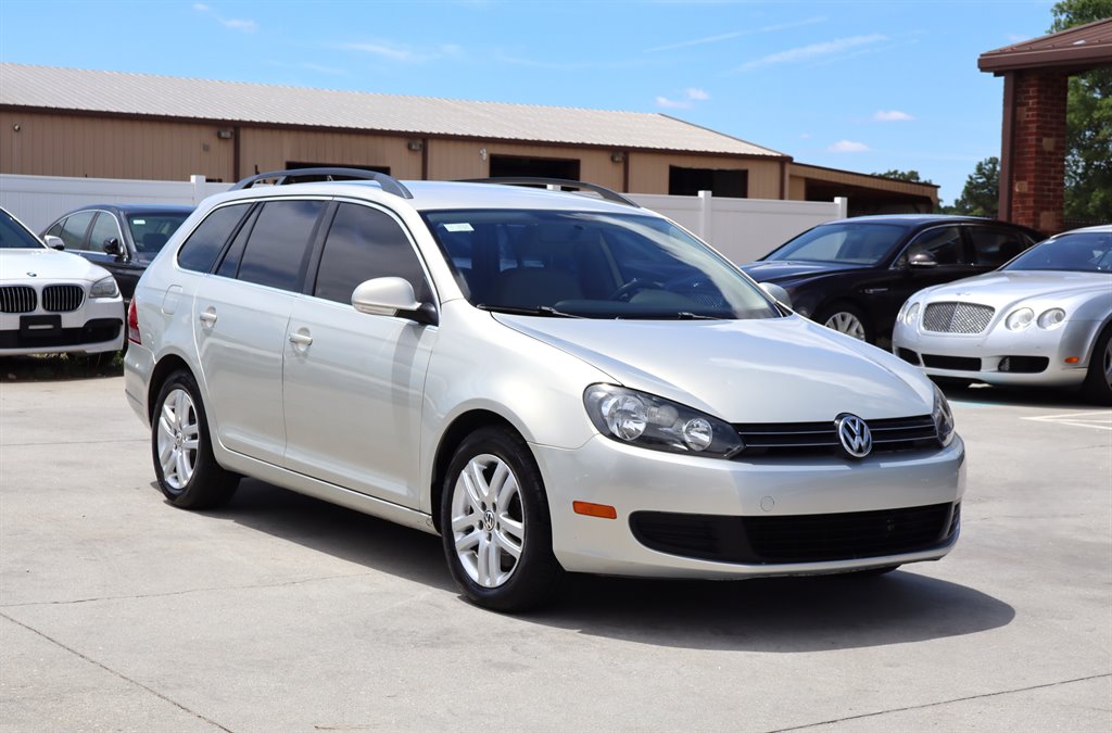 2011 Volkswagen Jetta - $6,995