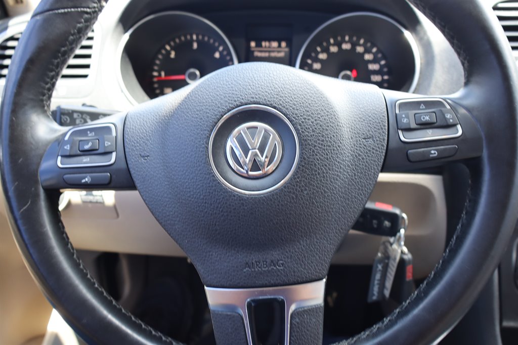 2011 Volkswagen Jetta - $6,995