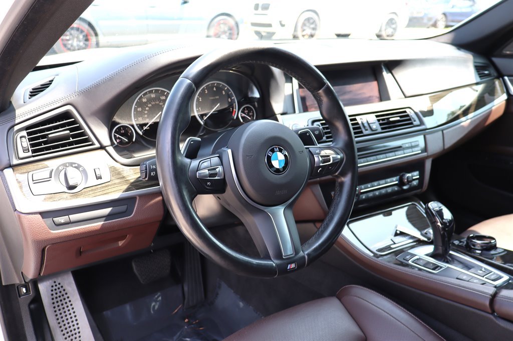2015 BMW 5 Series - $12,995