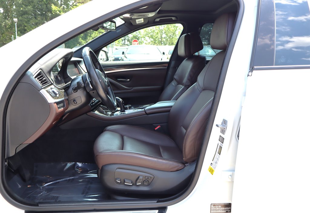 2015 BMW 5 Series - $12,995