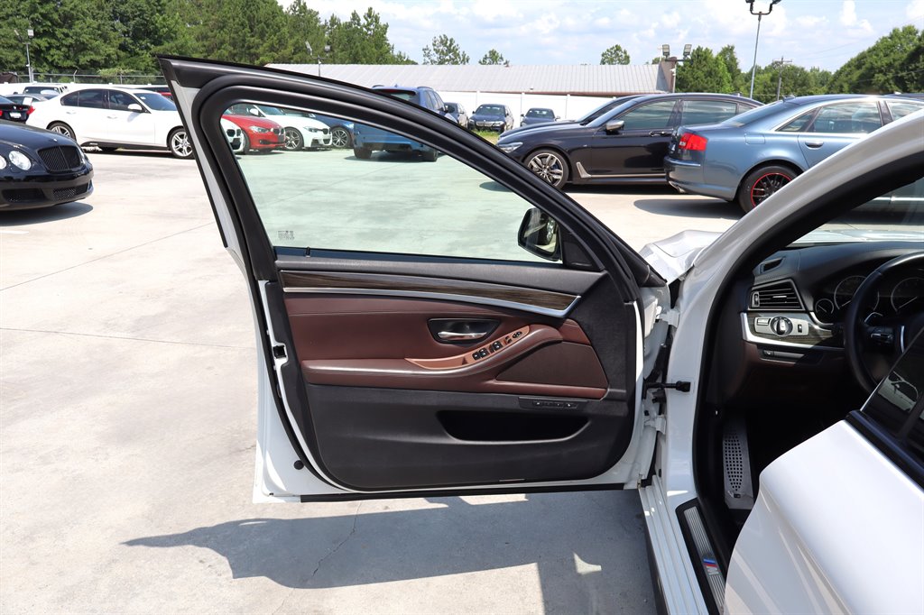 2015 BMW 5 Series - $12,995
