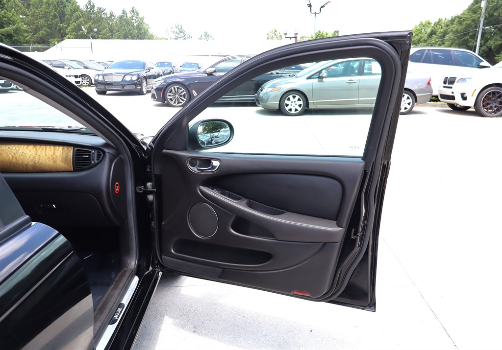 2004 Jaguar X-Type - $12,995