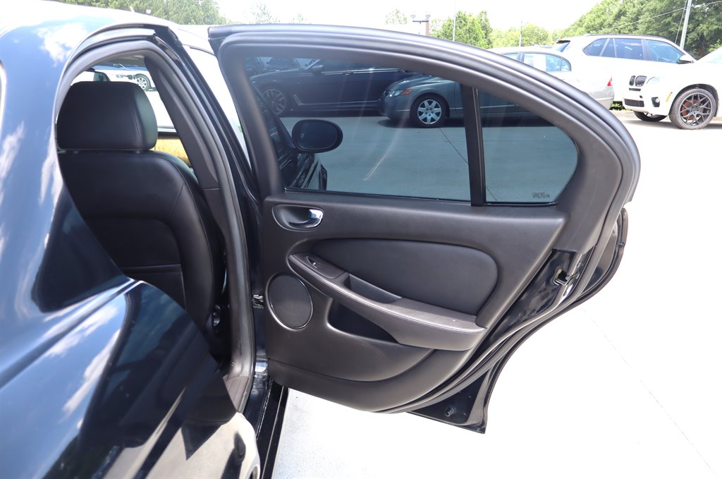 2004 Jaguar X-Type - $12,995