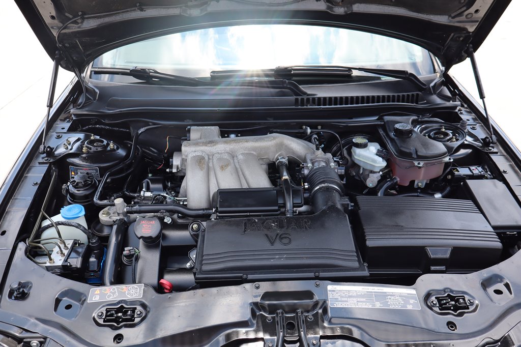 2004 Jaguar X-Type - $12,995