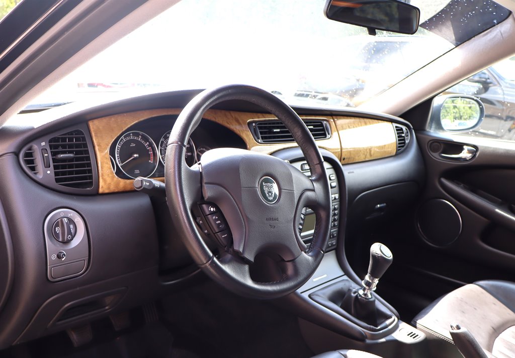 2004 Jaguar X-Type - $12,995