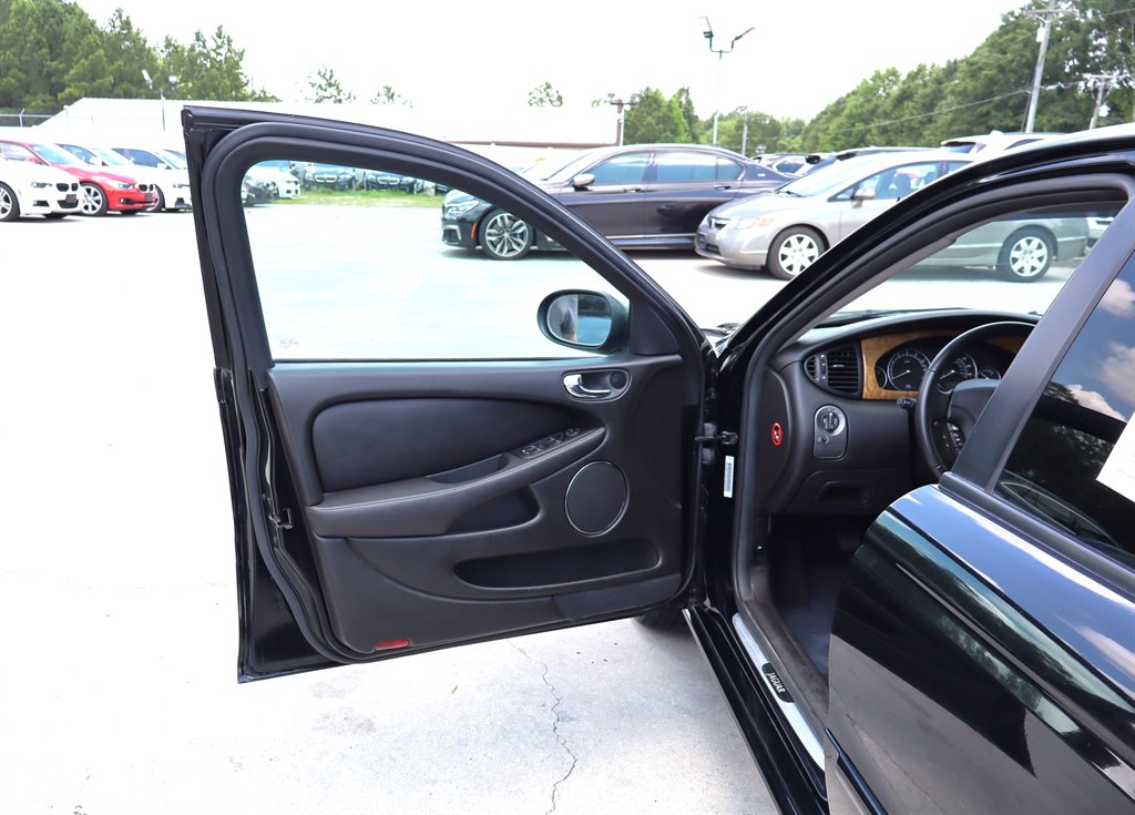 2004 Jaguar X-Type - $12,995