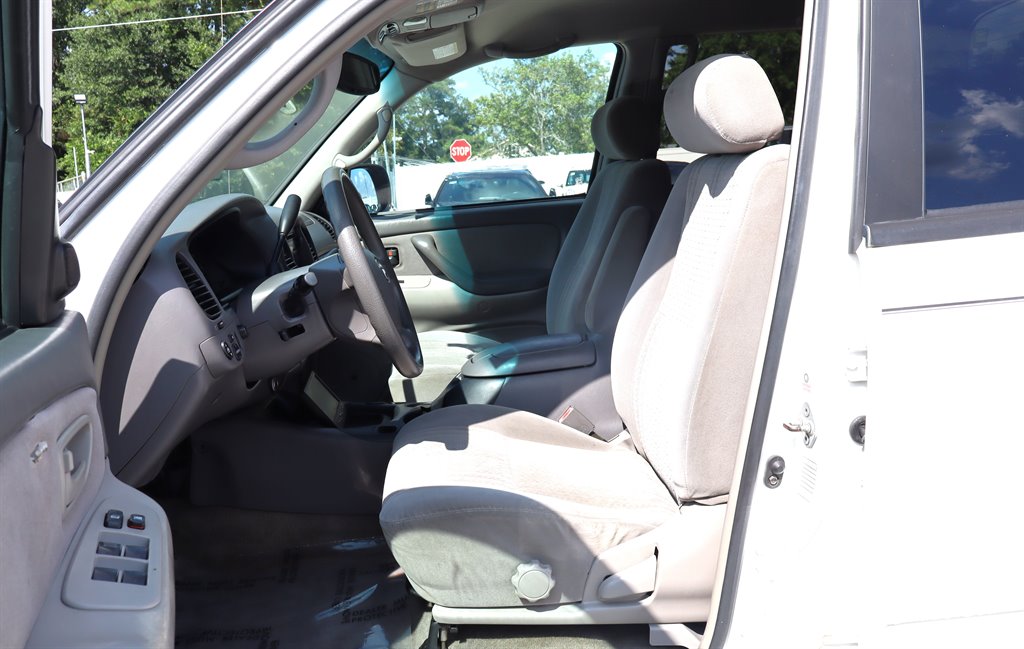 2004 Toyota Tundra - $12,995