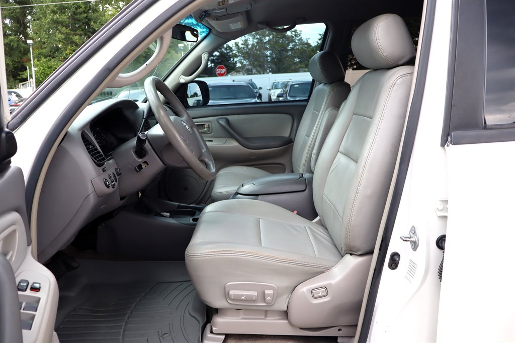 2004 Toyota Tundra - $12,995