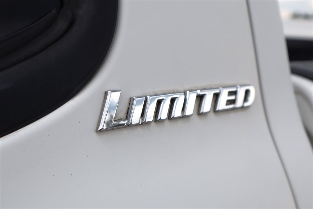 2004 Toyota Tundra - $12,995
