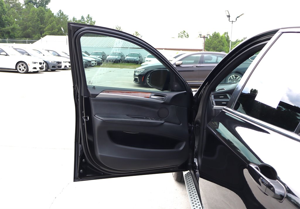 2013 BMW X6 - $16,995
