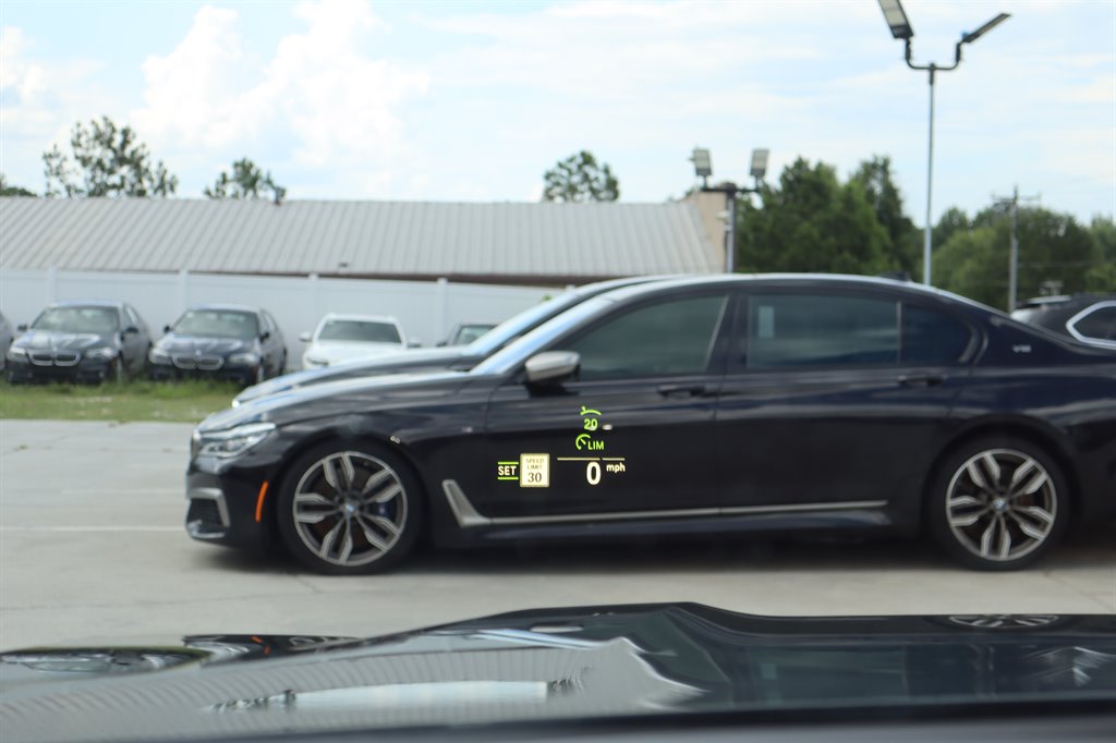 2020 BMW X7 - $27,995