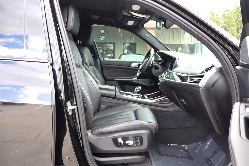 2020 BMW X7 - $27,995